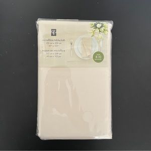 Brand New Microfibre tablecloth